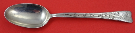 Teaspoon w/ grapes 6